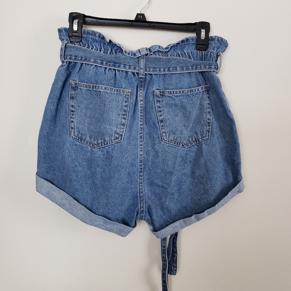 Sws waist paper bag denim shorts with belt. Sz 5 - Picture 8 of 8